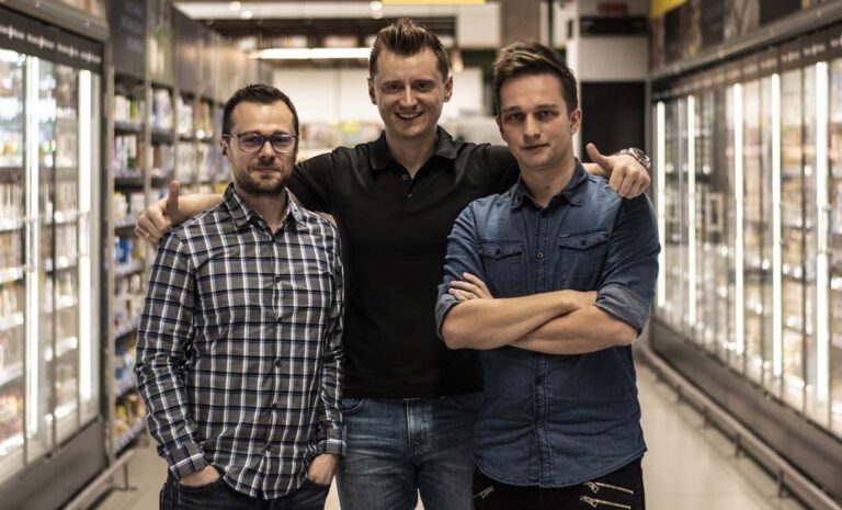 dawid-urban-wraz-z-surge-cloud