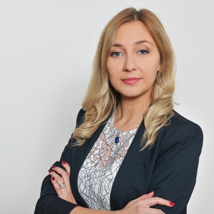 Magdalena O`Dwyer, Synology