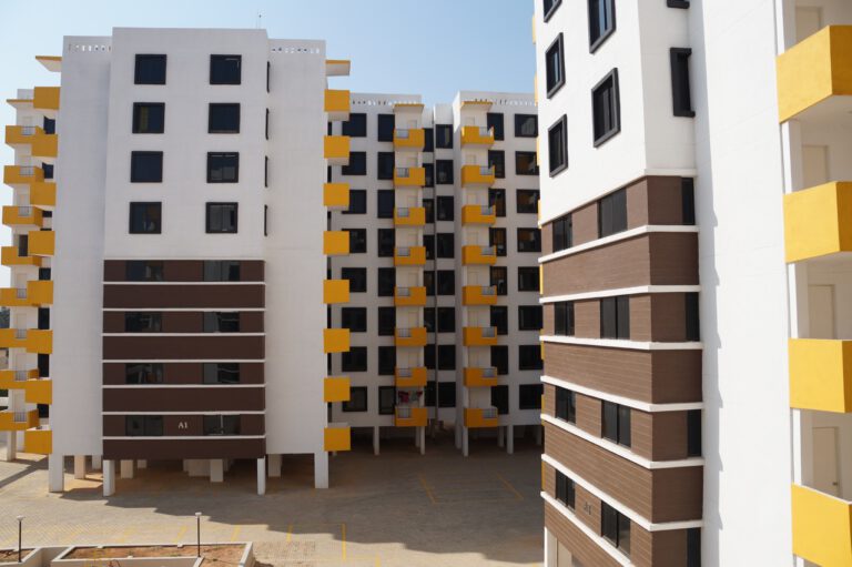 dom, nieruchomości, flats, house