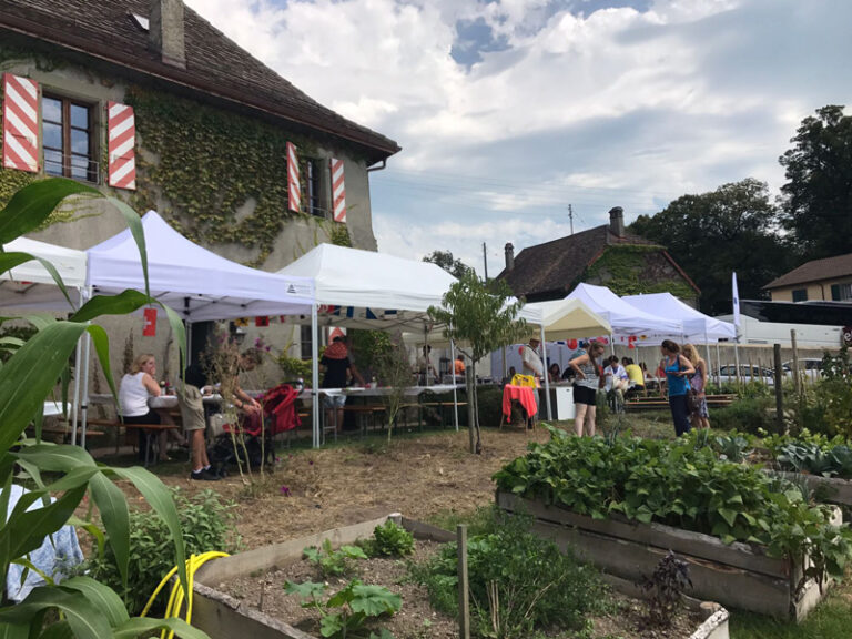 namioty-gastronomiczne-namioty-cateringowe-zadaszenia-restauracyjne-namioty-reklamowe-namioty-handlowe-namioty-targowe-4