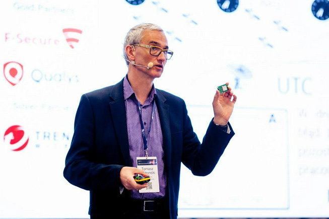 Tomasz Widomski, Elproma