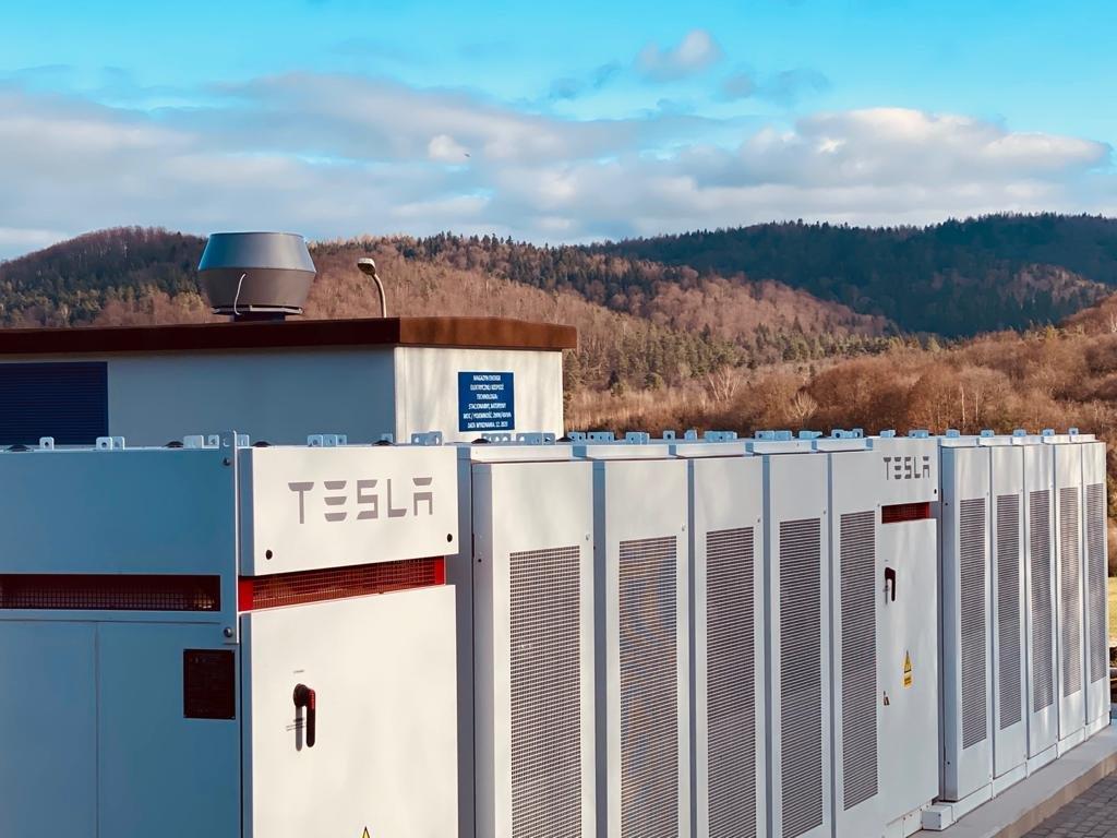 Tesla Powerpack