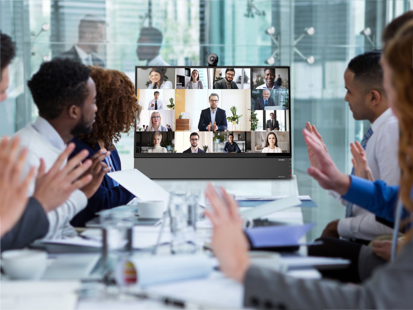 Newline, monitory dotykowe