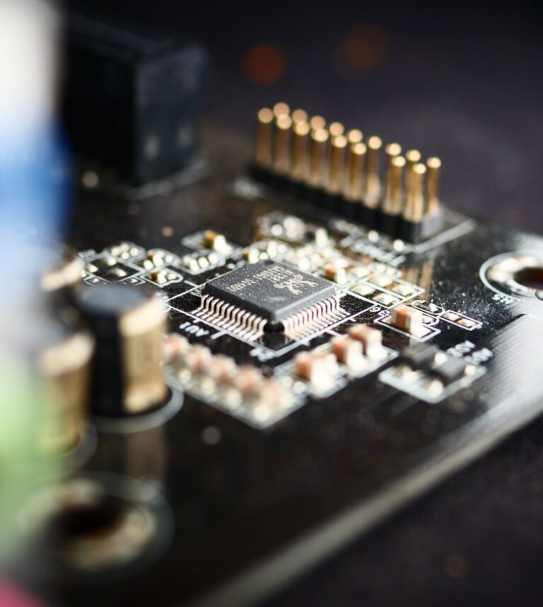 półprzewodniki, podzespoły, kryzys półprzewodników