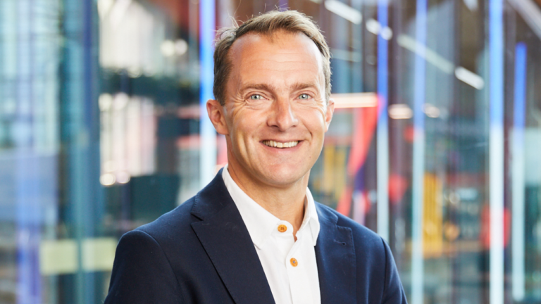 Conor Pierce, samsung