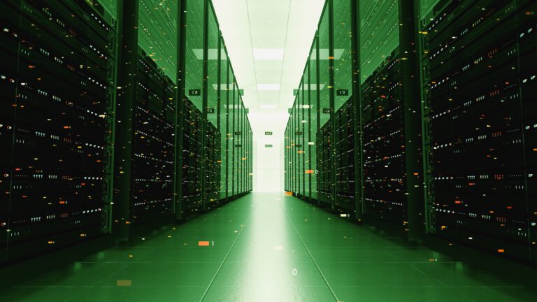 Data center, Chmura, serwer