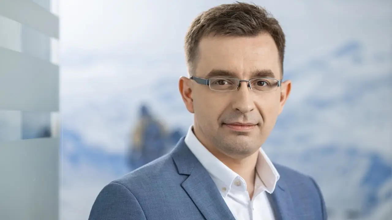 Marcin Skrzypczak, Iron Moutain