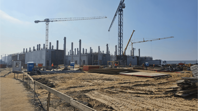 Atman, Budowa data center w Duchnicach