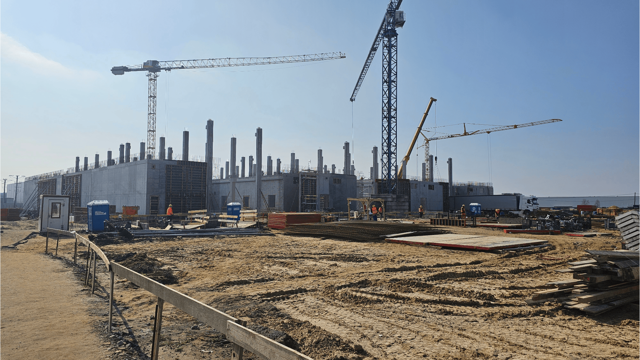 Atman, Budowa data center w Duchnicach