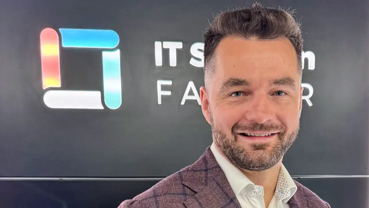 Daniel Sławniak, It solution Factor