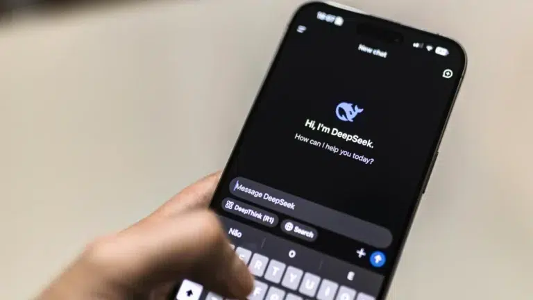 DeepSeek, AI