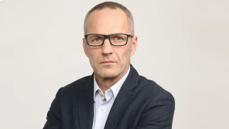 Bartosz Piasecki, Wiceprezes Zarządu yarrl SA