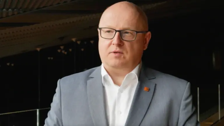 Sławomir Soczyński, Ailleron